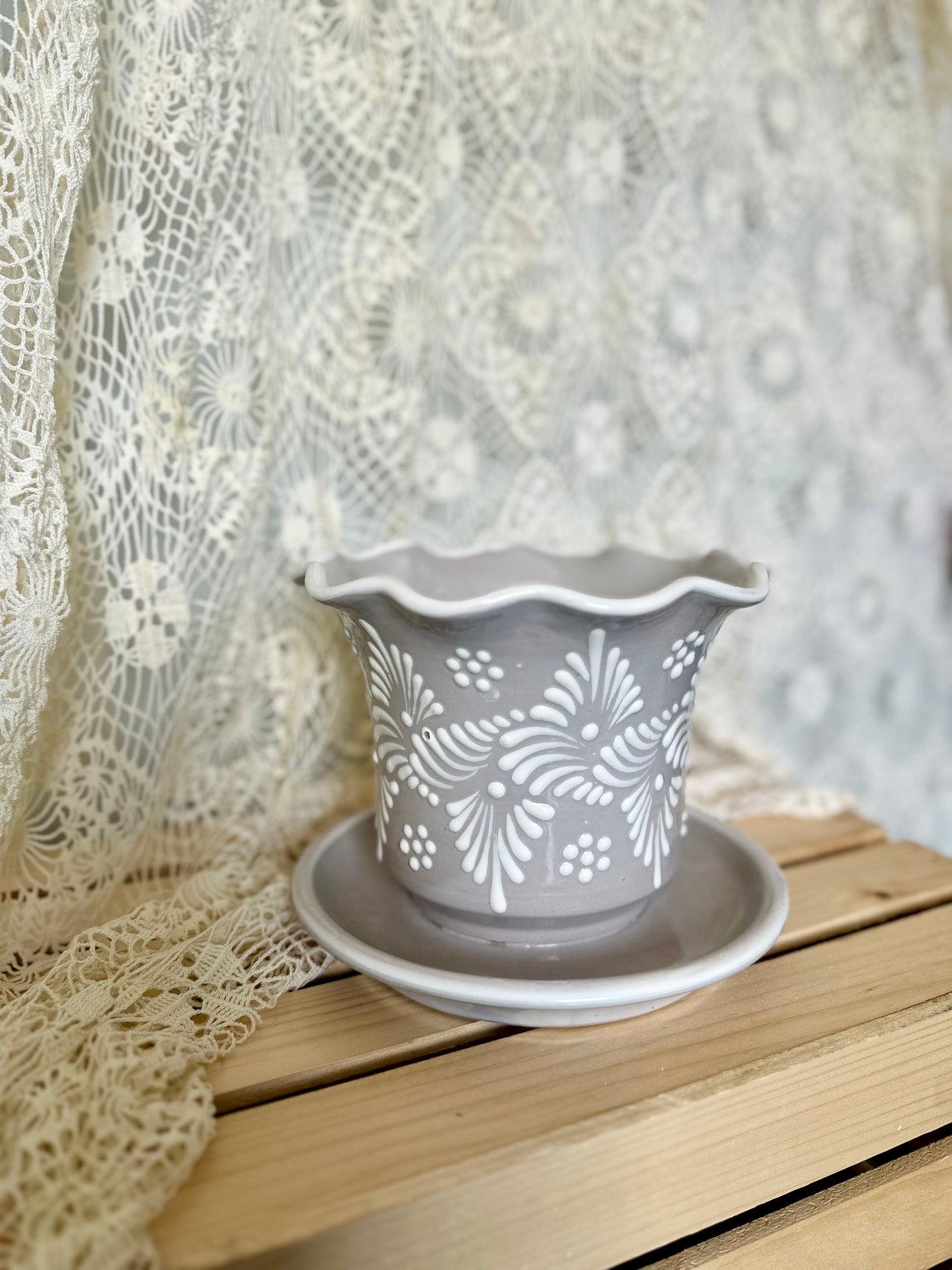 Talavera Violetero XL (Plant Pot) Grey/White