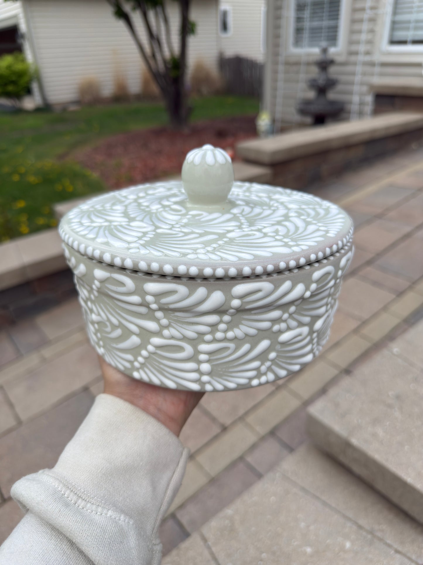 Tortillero Talavera (Beige/White)
