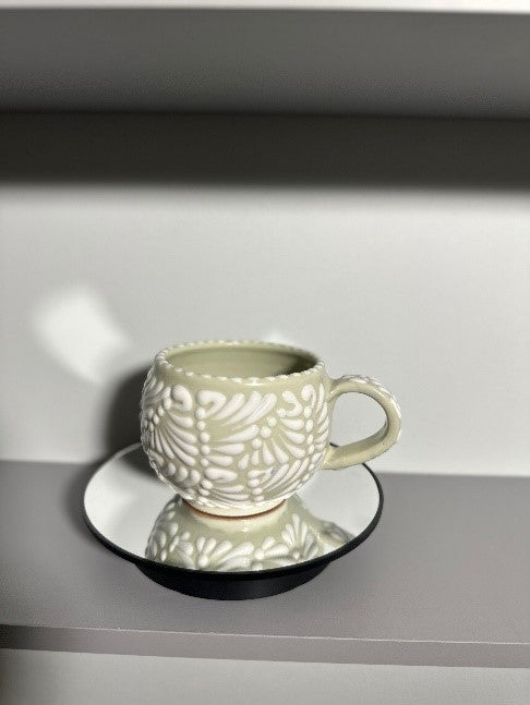 Chocolatera Talavera (Cream/White)
