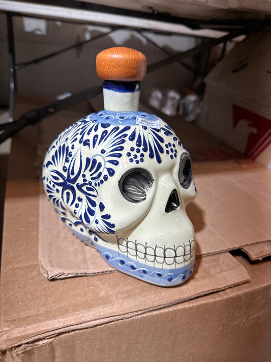 Tequilero Calavera “Skull” Decanter