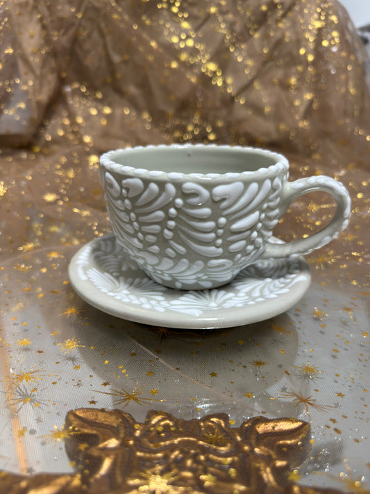 Taza Cappuccino Talavera (Cream/White) + Plate