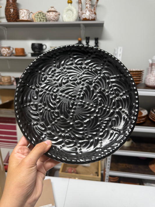 Talavera Dinner Plate Black