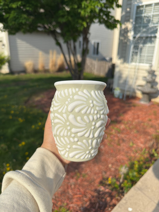 Talavera Cantaro Small (Cup) Beige/White