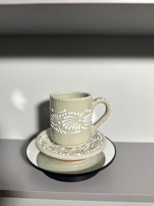 Talavera Mug + Plate (Center Design) (Cream/White)