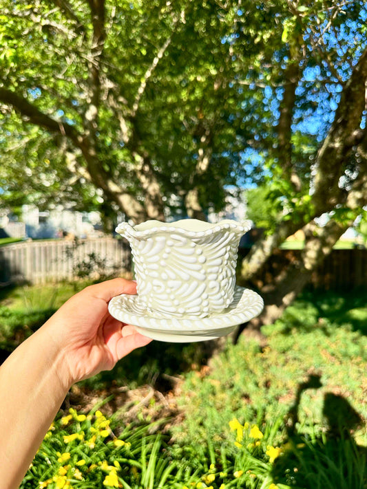 Talavera Violetero (Planter)  Cream/White